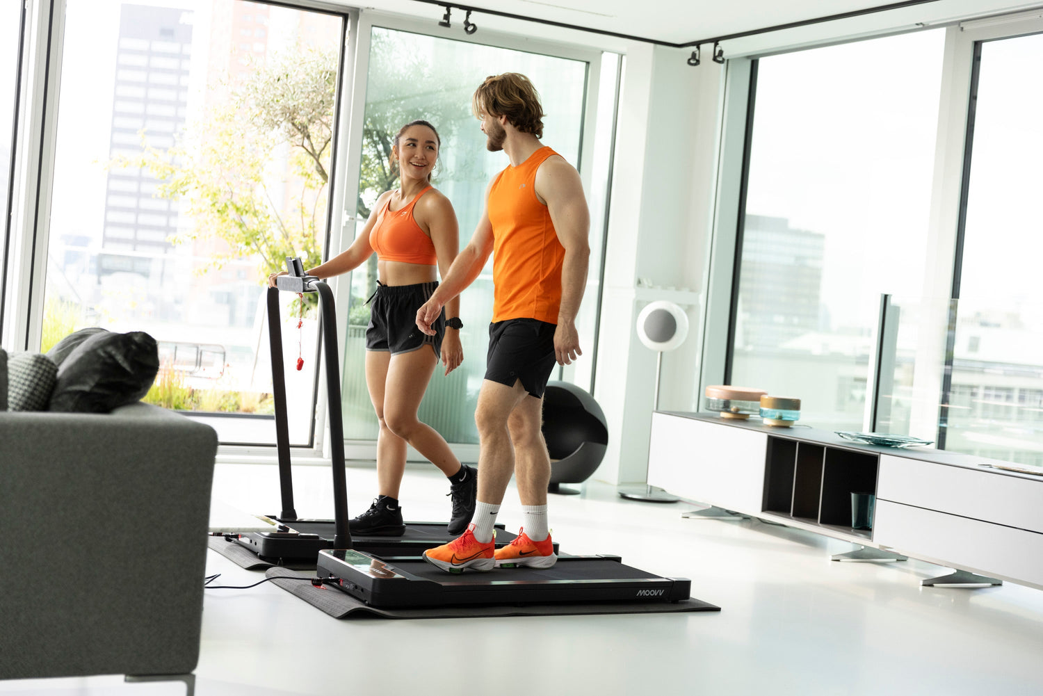 Abnehmen mit dem Laufband: praktische Tipps & Trainingspläne 🏃‍♀️🔥